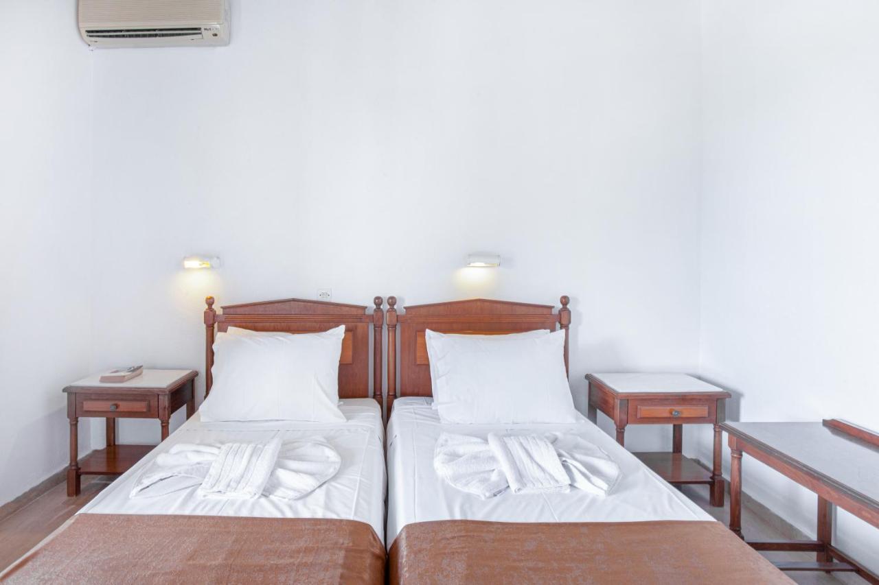 Lord Complex Lejlighedshotel Agios Georgios  Eksteriør billede