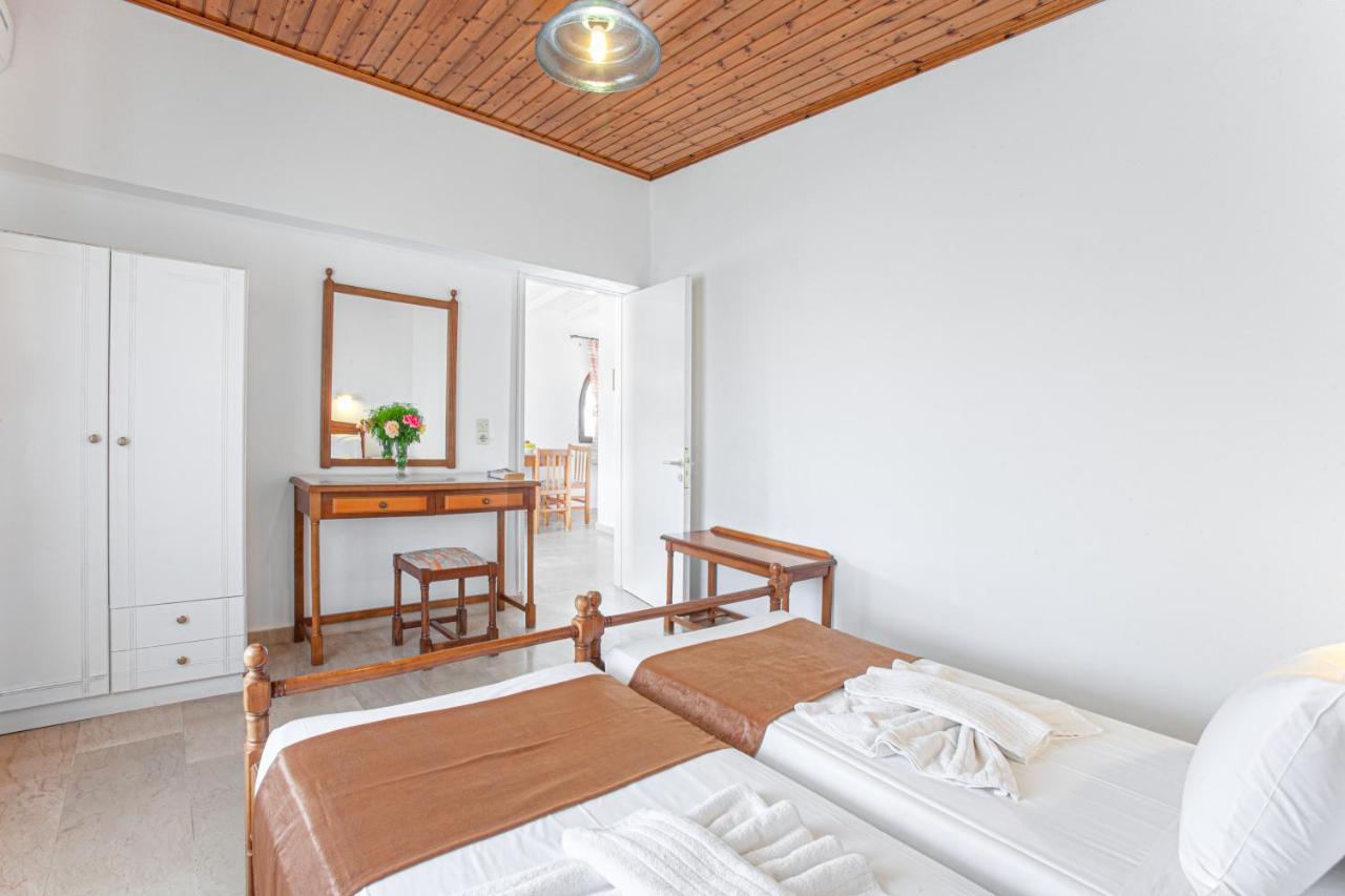 Lord Complex Lejlighedshotel Agios Georgios  Eksteriør billede